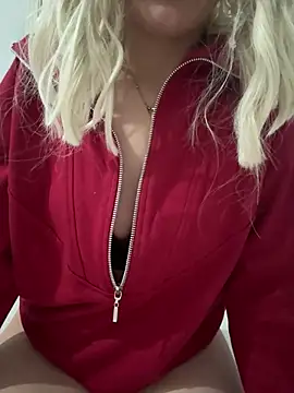 Snapshot of Manolya3434 chatting on December 2025 11:10:02 PM Manolya3434 online show from December 2025 11:10:02 PM