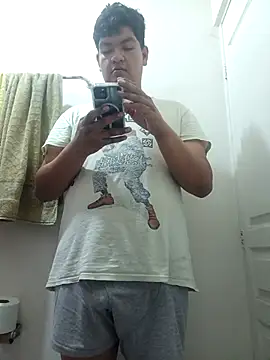 Snapshot of kire-18 chatting on January 2026 09:51:01 PM kire-18 online show from January 2026 09:51:01 PM