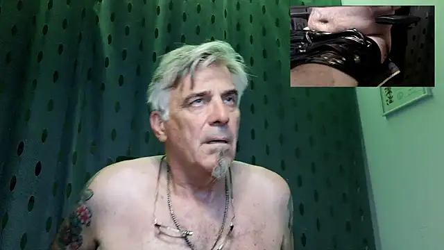 Snapshot of Buidapest chatting on August 2026 01:10:02 PM Buidapest online show from August 2026 01:10:02 PM