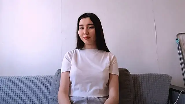 Snapshot of Alice_puff chatting on November 2025 10:05:01 AM Alice puff online show from November 2025 10:05:01 AM