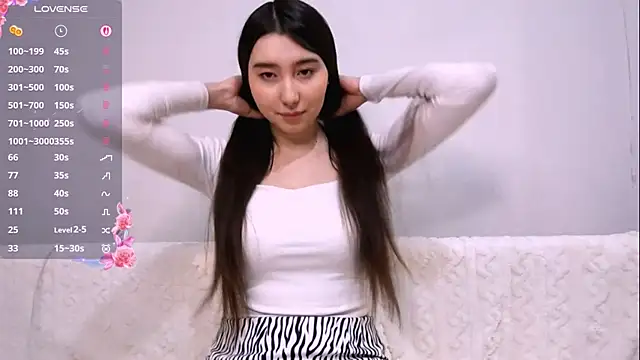 Alice puff online show from December 2025 02:02:02 PM