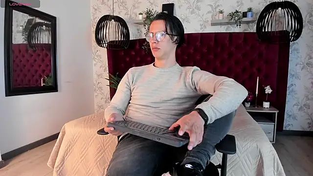 Brandon starkk online show from March 2026 11:49:02 AM