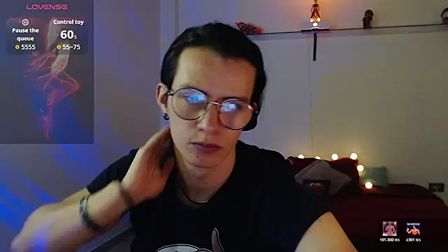 Brandon starkk online show from April 2026 09:35:01 PM