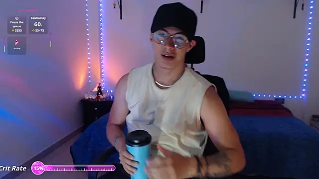 Snapshot of Brandon_starkk chatting on July 2026 01:04:02 PM Brandon starkk online show from July 2026 01:04:02 PM
