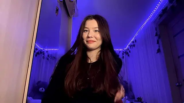 Snapshot of CutieSlim chatting on November 2025 02:09:01 PM CutieSlim online show from November 2025 02:09:01 PM