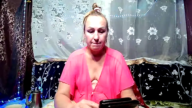 Snapshot of Kissingyouu chatting on December 2025 06:48:01 PM Kissingyouu online show from December 2025 06:48:01 PM