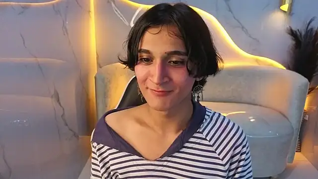 zoe tp online show from November 2025 12:47:01 AM