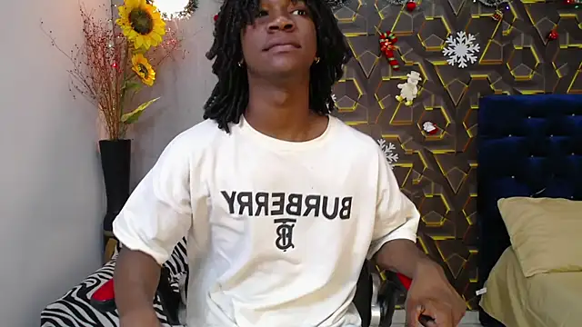 Snapshot of negga_cum chatting on November 2025 01:10:01 PM negga cum online show from November 2025 01:10:01 PM