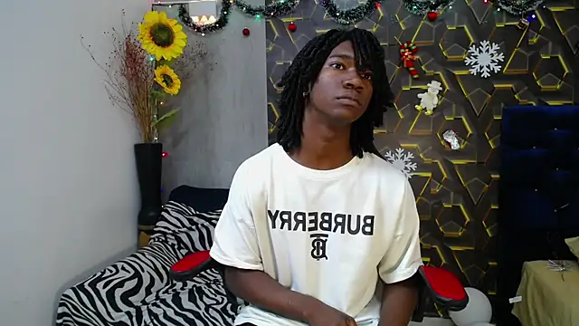 Snapshot of negga_cum chatting on November 2025 01:58:01 PM negga cum online show from November 2025 01:58:01 PM