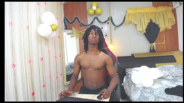 Snapshot of negga_cum chatting on December 2025 02:00:02 PM negga cum online show from December 2025 02:00:02 PM