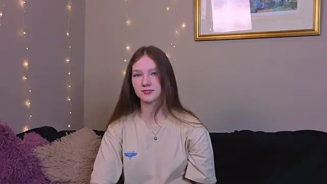 Snapshot of MelvinaEbner chatting on December 2025 07:47:01 AM MelvinaEbner online show from December 2025 07:47:01 AM