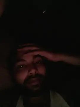 hunterr1593 online show from April 2026 07:01:02 PM