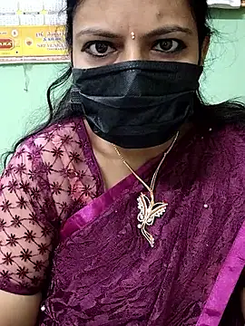 Snapshot of Queen-Neha chatting on November 2025 07:29:02 PM Queen-Neha online show from November 2025 07:29:02 PM