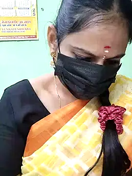 Snapshot of Queen-Neha chatting on November 2025 07:13:02 PM Queen-Neha online show from November 2025 07:13:02 PM