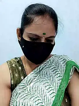 Snapshot of Queen-Neha chatting on December 2025 10:35:01 AM Queen-Neha online show from December 2025 10:35:01 AM