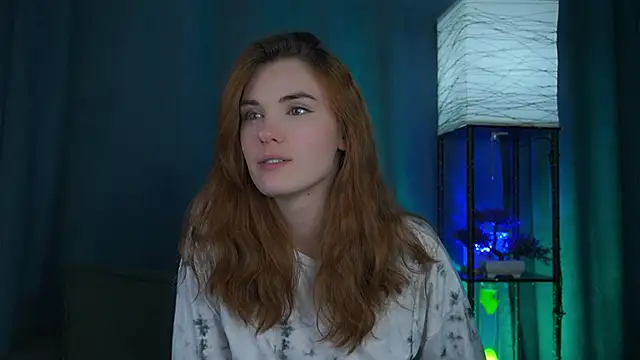 Snapshot of foxy_cute4you chatting on November 2025 07:13:01 PM foxy cute4you online show from November 2025 07:13:01 PM