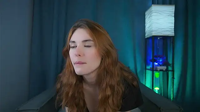 Snapshot of foxy_cute4you chatting on November 2025 06:08:01 PM foxy cute4you online show from November 2025 06:08:01 PM