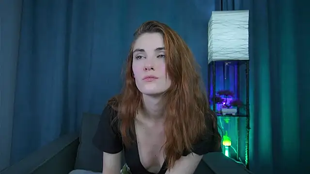 Snapshot of foxy_cute4you chatting on December 2025 07:20:02 PM foxy cute4you online show from December 2025 07:20:02 PM