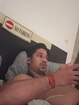 Snapshot of Jhonneeey chatting on December 2025 12:48:02 AM Jhonneeey online show from December 2025 12:48:02 AM