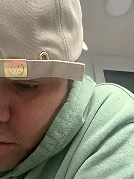 Snapshot of Pelotas2000 chatting on November 2025 04:45:02 AM Pelotas2000 online show from November 2025 04:45:02 AM