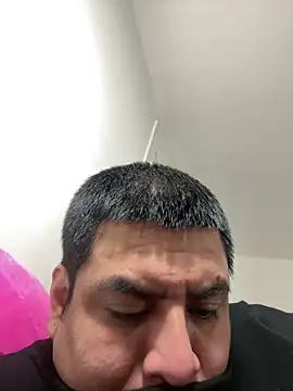 Snapshot of Pelotas2000 chatting on November 2025 07:30:01 AM Pelotas2000 online show from November 2025 07:30:01 AM