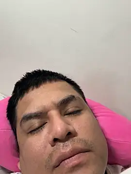 Snapshot of Pelotas2000 chatting on November 2025 03:24:02 PM Pelotas2000 online show from November 2025 03:24:02 PM