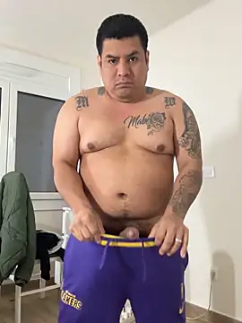 Snapshot of Pelotas2000 chatting on November 2025 05:37:01 PM Pelotas2000 online show from November 2025 05:37:01 PM