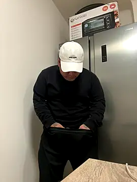 Snapshot of Pelotas2000 chatting on December 2025 01:36:01 AM Pelotas2000 online show from December 2025 01:36:01 AM