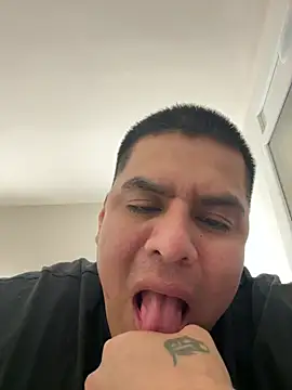 Snapshot of Pelotas2000 chatting on January 2026 05:59:01 PM Pelotas2000 online show from January 2026 05:59:01 PM