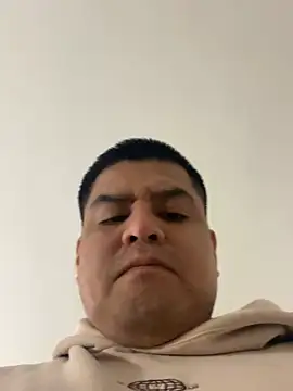 Snapshot of Pelotas2000 chatting on January 2026 05:27:01 PM Pelotas2000 online show from January 2026 05:27:01 PM