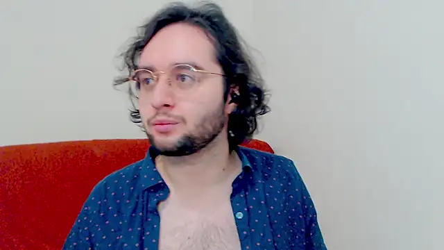 Snapshot of eren_jaeger2000 chatting on December 2025 01:44:02 AM eren jaeger2000 online show from December 2025 01:44:02 AM