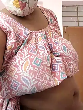 Snapshot of CUTE-LOVE-SWEETS chatting on July 2026 04:19:01 AM CUTE-LOVE-SWEETS online show from July 2026 04:19:01 AM