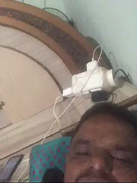 Snapshot of sexguruxxx chatting on December 2025 01:21:02 AM sexguruxxx online show from December 2025 01:21:02 AM