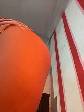 Snapshot of justcallmemargo chatting on December 2025 01:44:02 AM justcallmemargo online show from December 2025 01:44:02 AM