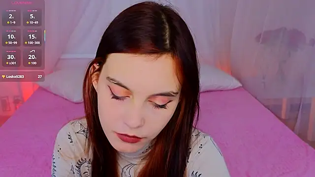 Snapshot of MissSusan chatting on November 2025 10:18:01 AM MissSusan online show from November 2025 10:18:01 AM