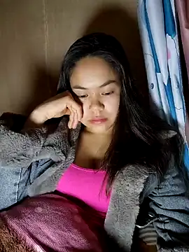 Snapshot of Xiu-L chatting on February 2026 04:27:02 PM Xiu-L online show from February 2026 04:27:02 PM