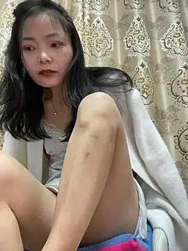 Snapshot of water-h chatting on November 2025 10:04:01 AM water-h online show from November 2025 10:04:01 AM