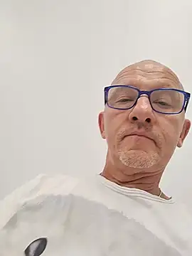 Robyxblu1 online show from June 2026 03:13:01 PM