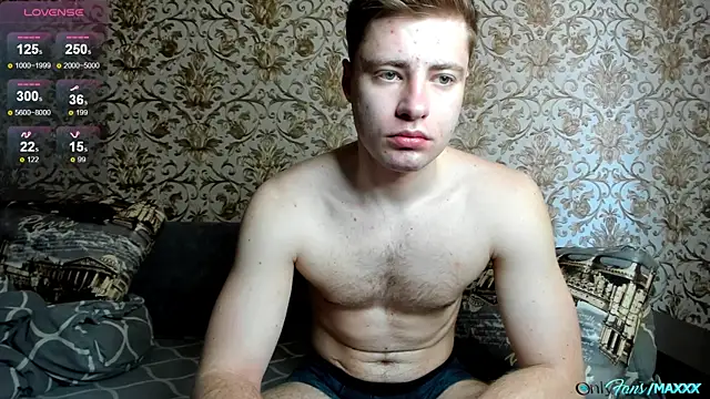 Maxhornyblondieman online show from April 2026 09:03:02 AM