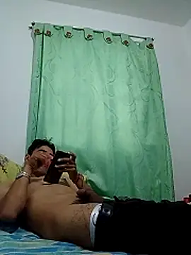 Snapshot of noah77_ chatting on March 2026 01:58:01 PM noah77 online show from March 2026 01:58:01 PM