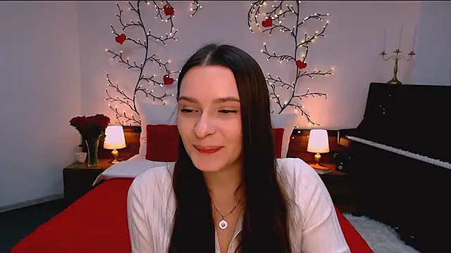 Snapshot of charming_berry chatting on November 2025 08:22:02 PM charming berry online show from November 2025 08:22:02 PM