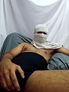 Chiplikk6009 online show from November 2025 08:52:01 PM