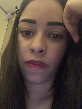 Amandinhaa19 online show from February 2026 03:00:02 AM