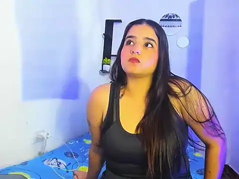 Snapshot of Babyhoney18 chatting on December 2025 04:58:01 PM Babyhoney18 online show from December 2025 04:58:01 PM