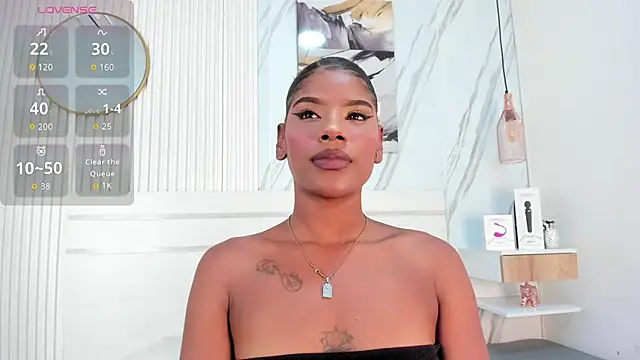 Snapshot of Afro_Luna chatting on November 2025 11:42:01 AM Afro Luna online show from November 2025 11:42:01 AM