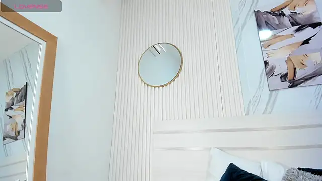 Snapshot of Afro_Luna chatting on December 2025 11:19:01 AM Afro Luna online show from December 2025 11:19:01 AM