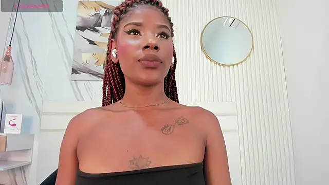 Snapshot of Afro_Luna chatting on December 2025 11:25:02 AM Afro Luna online show from December 2025 11:25:02 AM