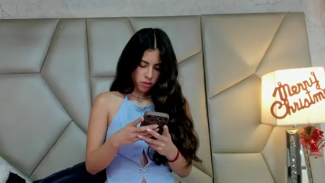 Snapshot of Be_curious chatting on November 2025 11:46:02 AM Be curious online show from November 2025 11:46:02 AM