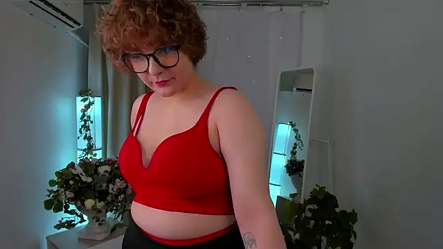 Snapshot of melissa___moore chatting on November 2025 05:50:02 AM melissa moore online show from November 2025 05:50:02 AM