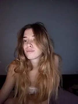 BarniLili online show from December 2025 09:19:02 PM